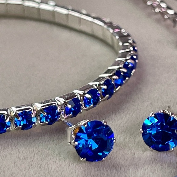 MycostSALE‼️SWAROVSKI SET !! 20 CARATS Rhodium Plated. Genuine Swarovski - Picture 9 of 13